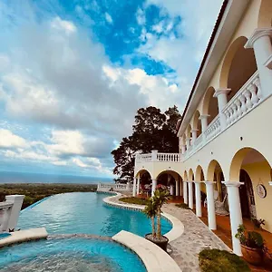 el-castillo-tropical-cabrera.comcaribbean.com/